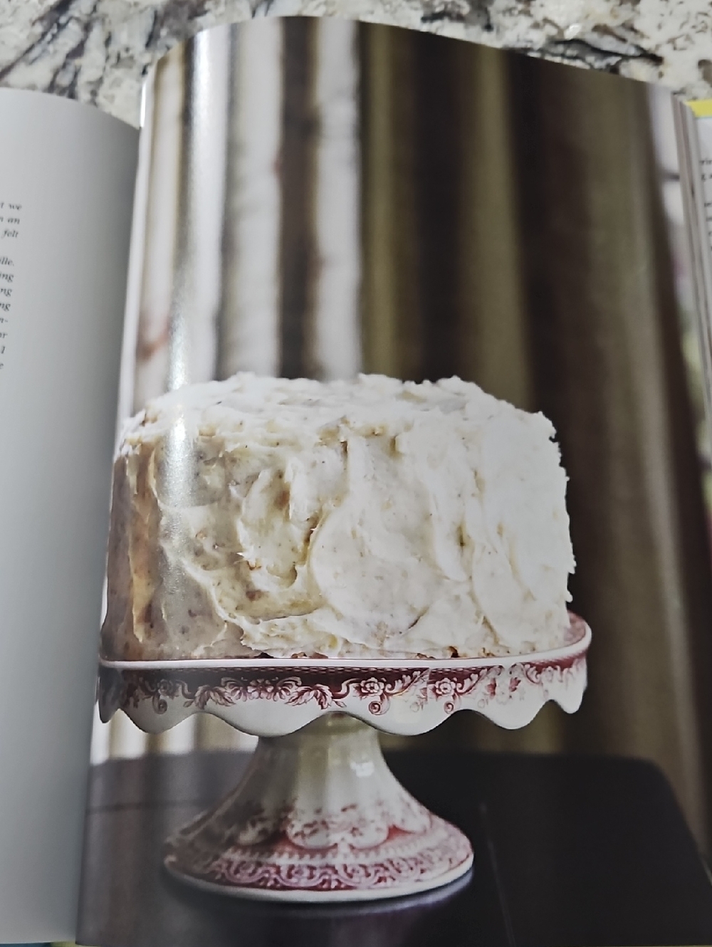 Autographed "Oh Gussie!" Recipe Book by Kimberly Schlapman - Picture 4 of 11